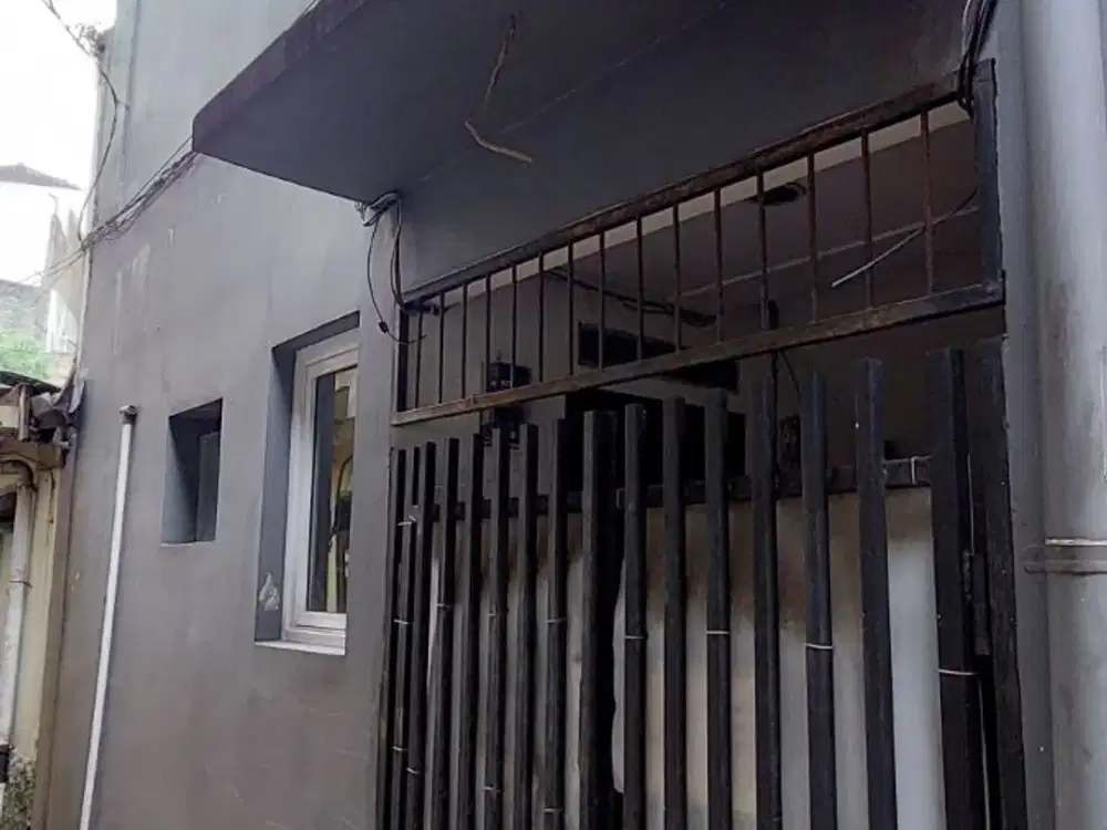 Jual cepat kosan aktif bangunan kokoh minimalis dekat kampus ITB Bandung