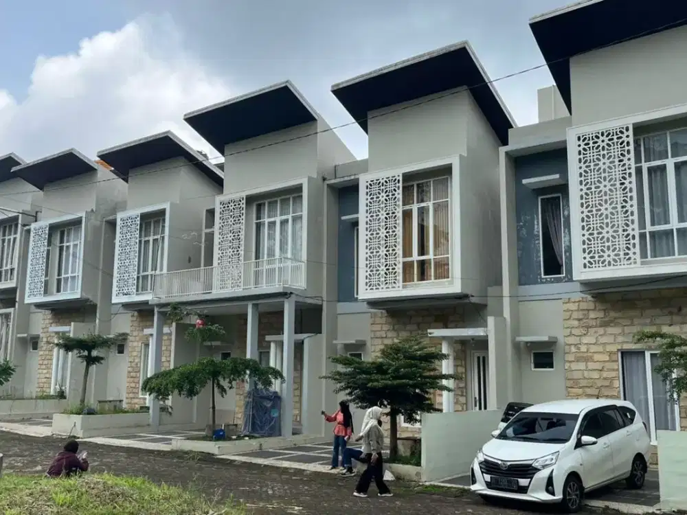 Dijual Villa Batu Kolam Renang Garansi Pendapatan Pasti