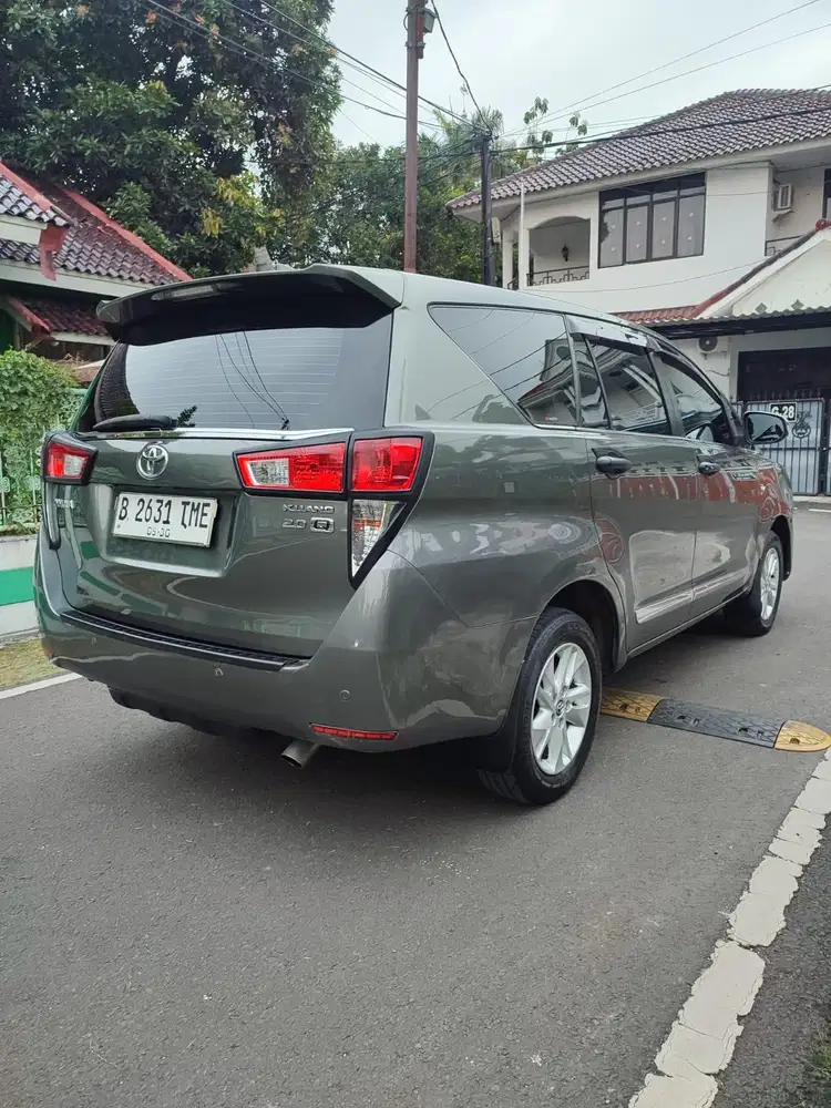 Toyota kijang Inova Q at metic Tahun 2016 Hijau metalik  nopol Ganjil