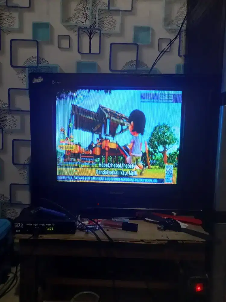 TV Sharp SetBox plus Anten