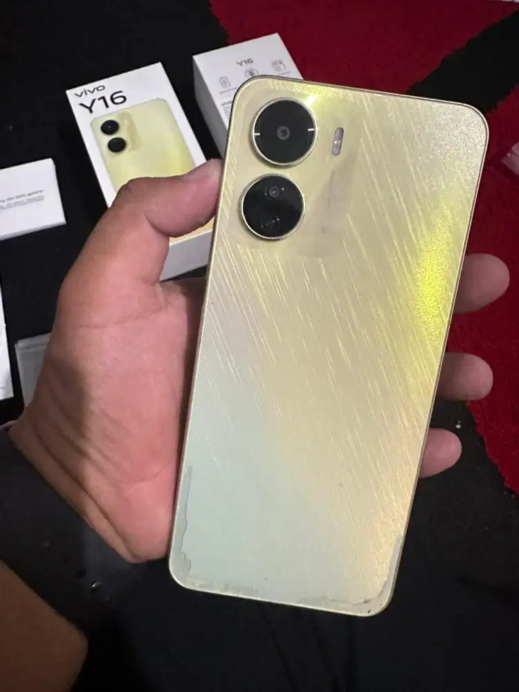 Vivo y16 4+4 / 64 gb second
