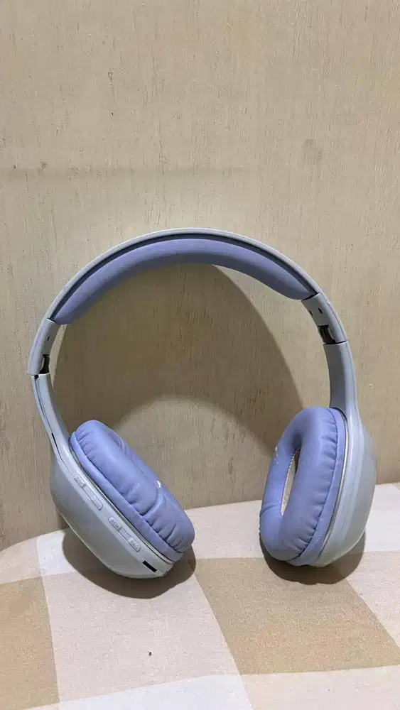 Headphone Bluetooth merek KIIP TH 30