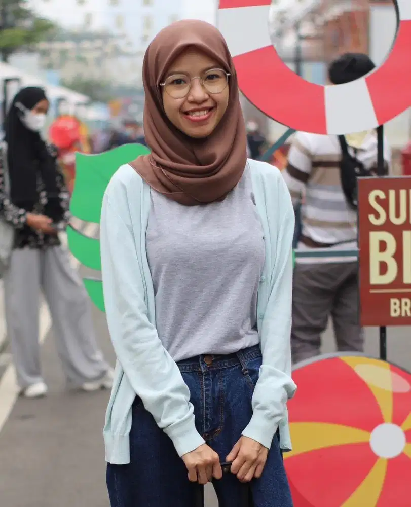 Mencari pekerjaan Finance / Admin