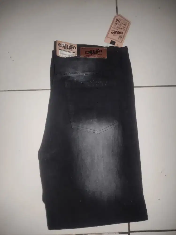 jeans baru beli kemaren