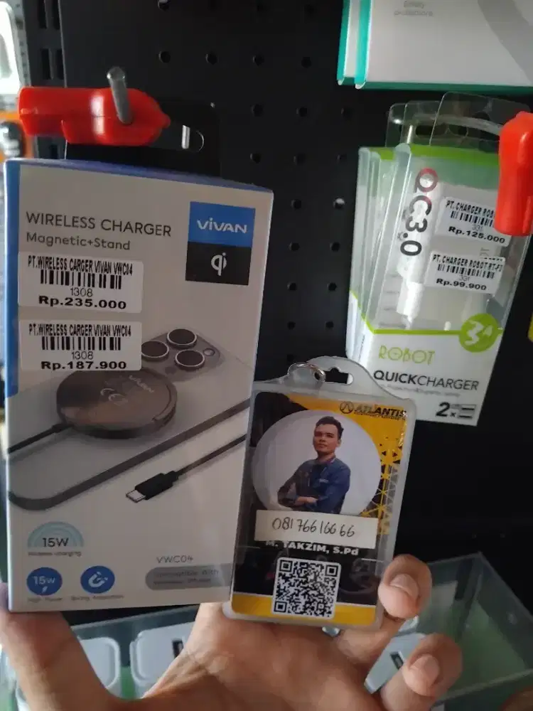 PT.WIRELESS CARGER VIVAN VWC04