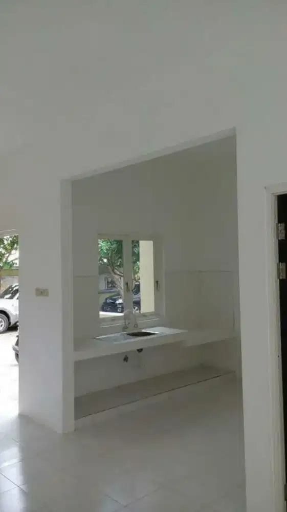 puri safira menganti