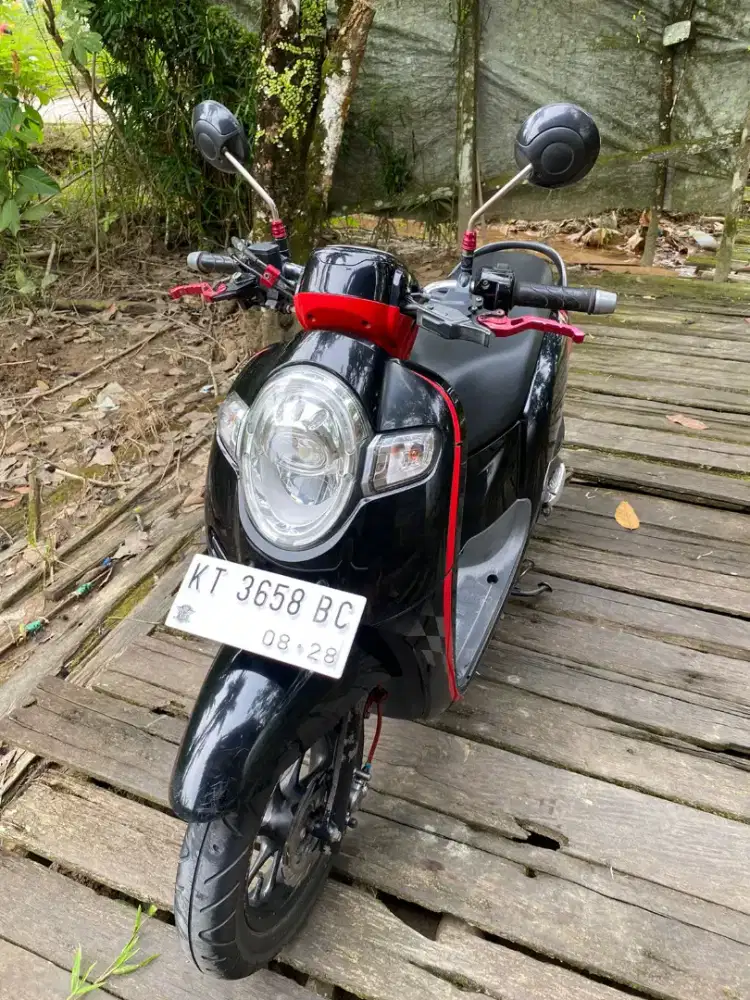 Honda Scoopy 2018