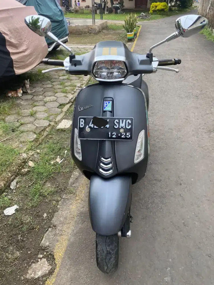 Vespa sprint 150cc ABS tahun 2020