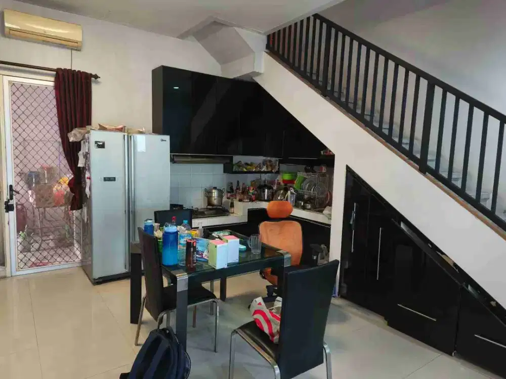 di jual rumah san diego pakuwon city