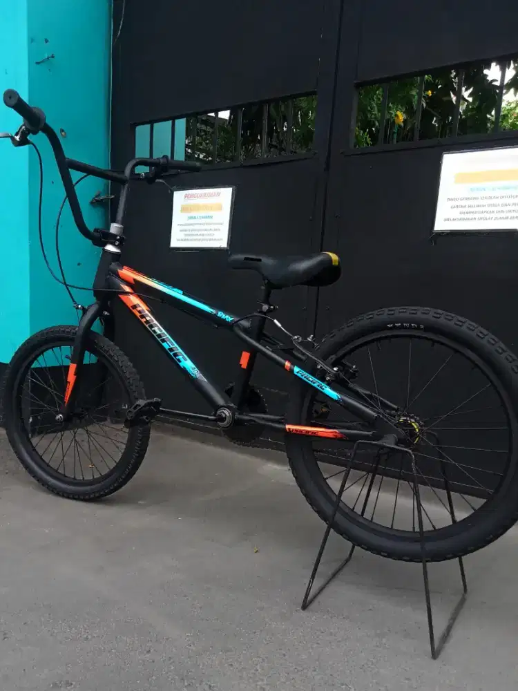 Sepeda BMX UK 20 PACIFIC