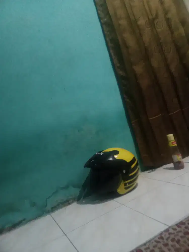 Helm Maxim masih bagus bisa dicek sepuasnya