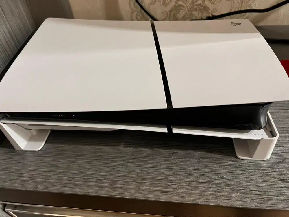 PLAYSTATION 5 SLIM DISC dn DIGITAL BUNDLE NBA2k26