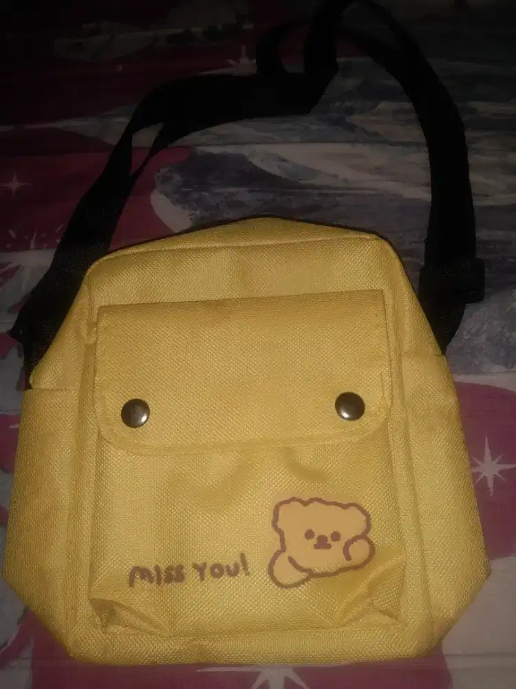 Tas selempang mini