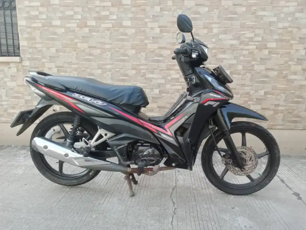 Dijual Honda Revo x thn 2017 mulus komplit DKI