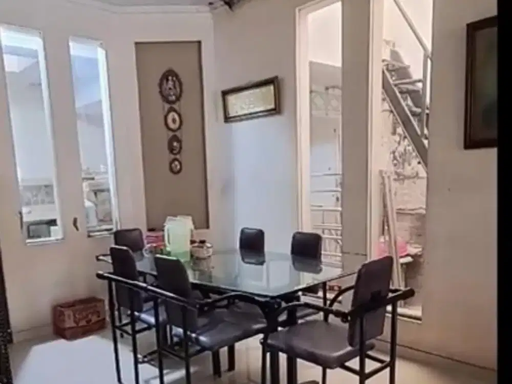 Buruan TURUN HARGA Rumah 1,5 Lantai di Citraland International Village