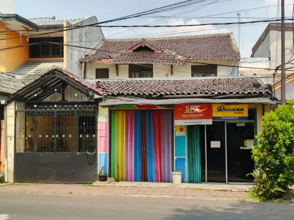 Rumah 2 Lantai + Usaha, Lokasi Strategis di Jakarta, Anti Banjir