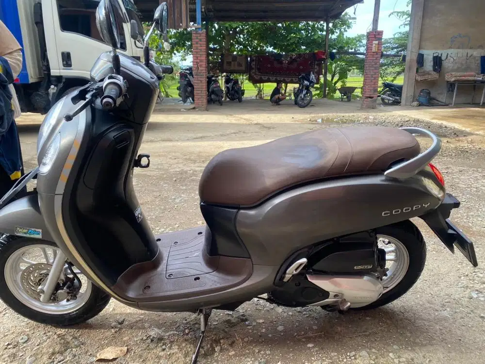 SCOOPY 2021 abu ahu pajak hidup