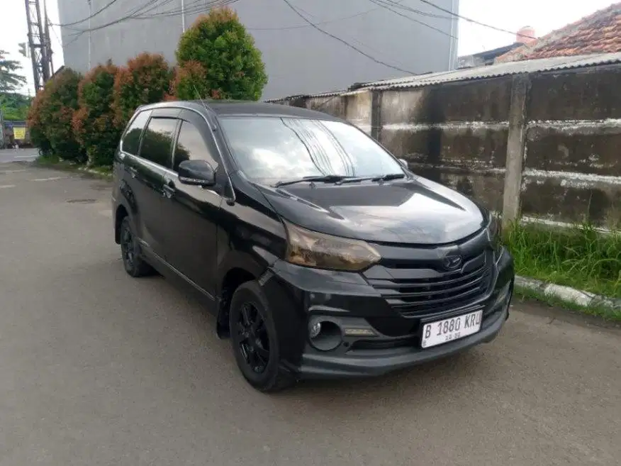 Xenia R Sporty Matic 2015 ganteng banget