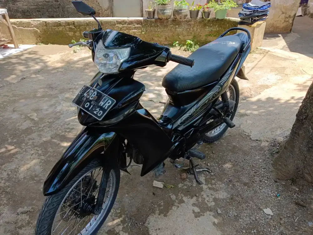 Vega ZR hitam joss