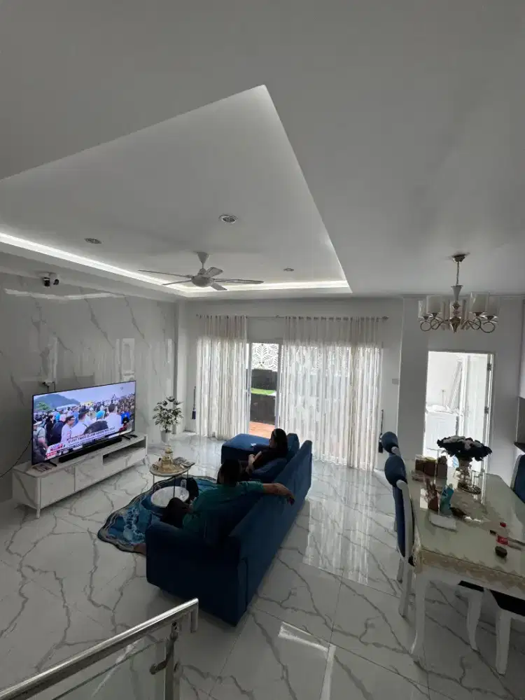 DIJUAL CEPAT!! Rumah 2 Lantai (full furnished + perabotan)