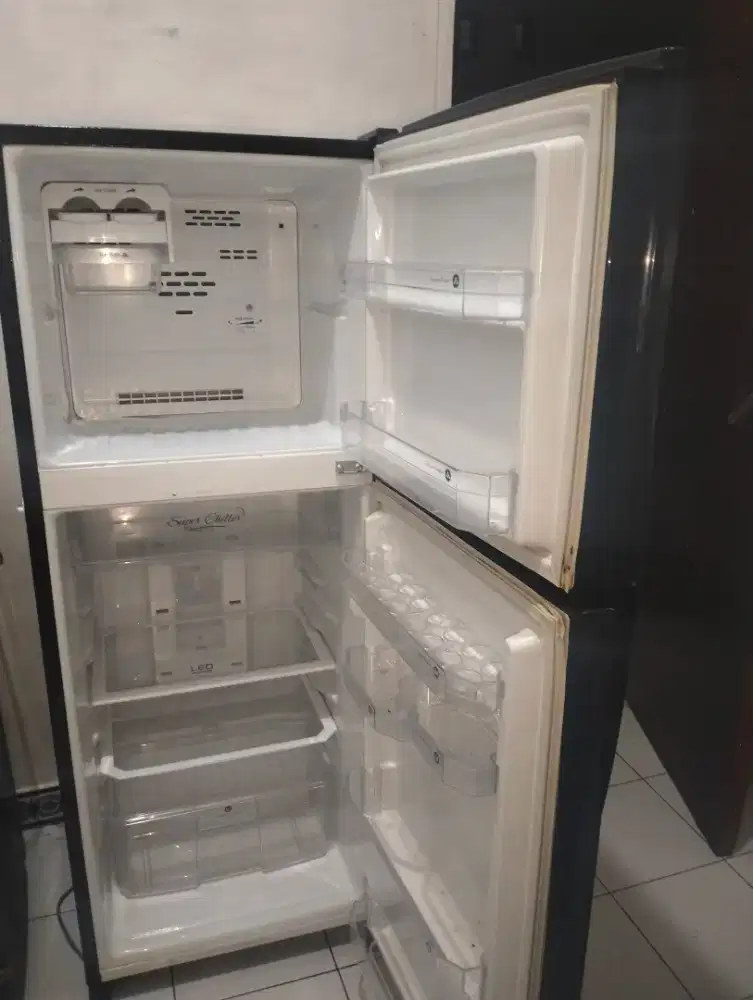 Dijual cepat mau pindahan