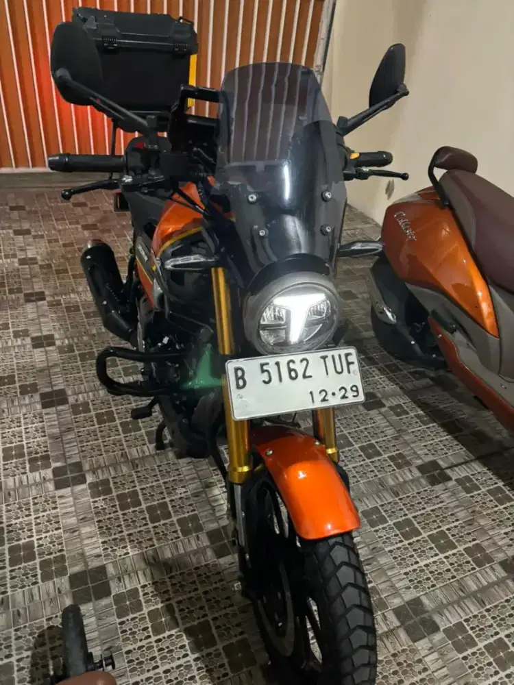 Dijual TVS RONIN TD 225CC