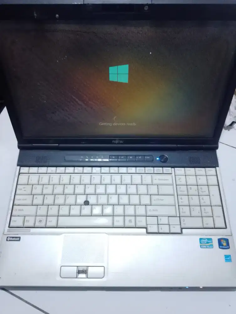 Fujitsu e751 core i5 gen2(minus)