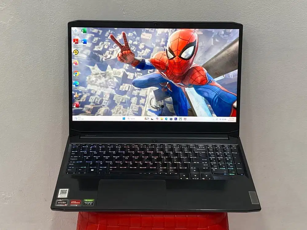 Laptop  Lenovo ideaped Gaming 3 / Procesorr AMD Ryzen 5 5600H