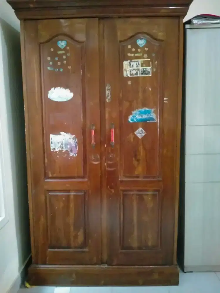 DiJUAL CEPAT Almari Jati