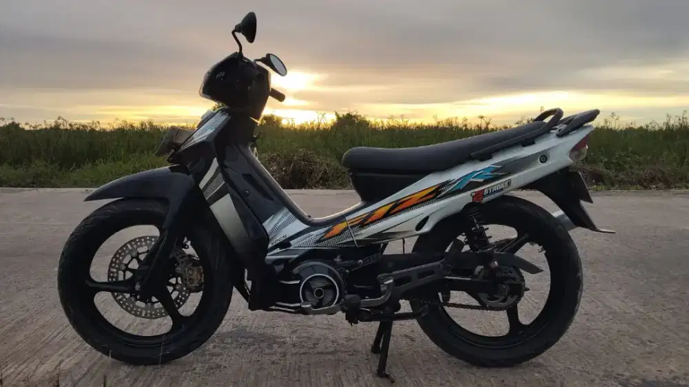 Di jual F1ZR pakaian pribadi atas nama ortu sendiri