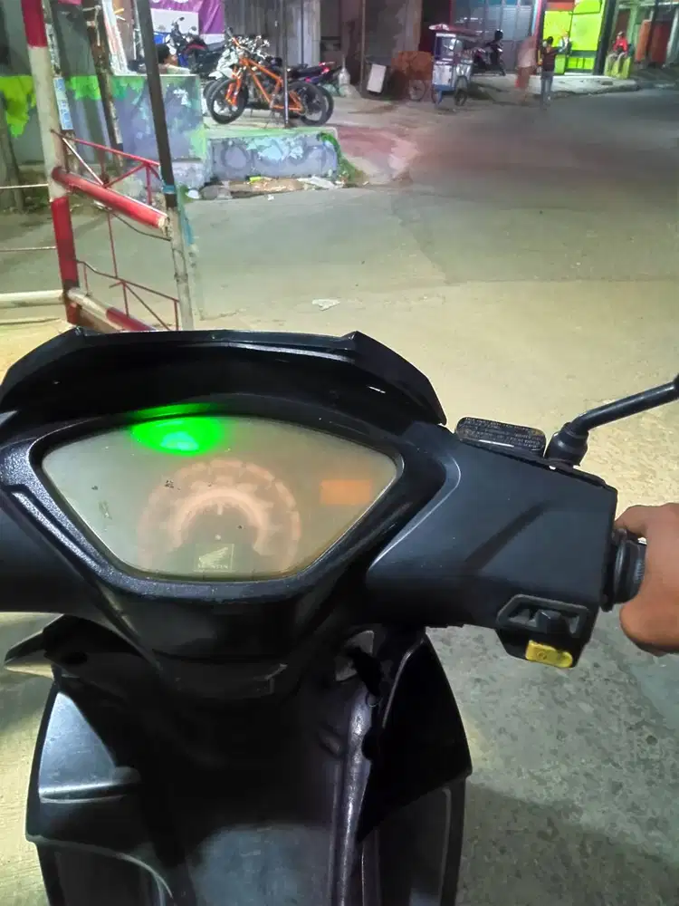 Saya mencari lowongan kerja harian