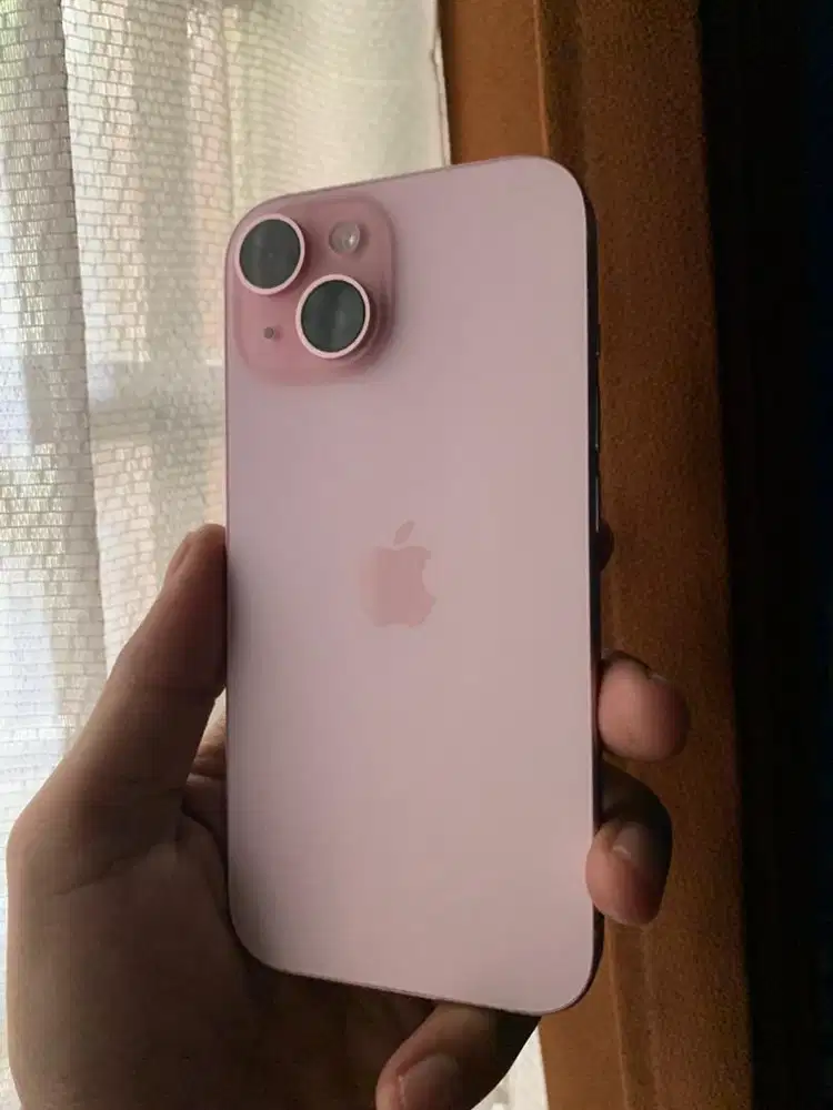 Iphone 15 128gb ibox garansi September2026