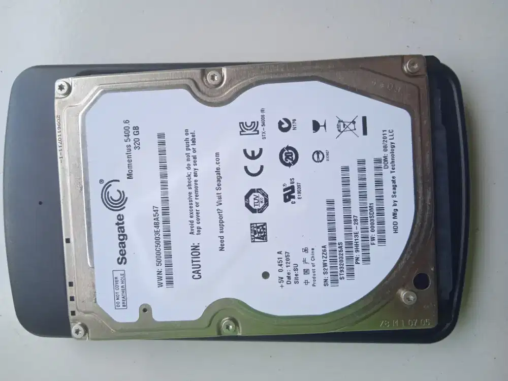 hardisk laptop kapasitas 320Gb sdh terinstall windows 10