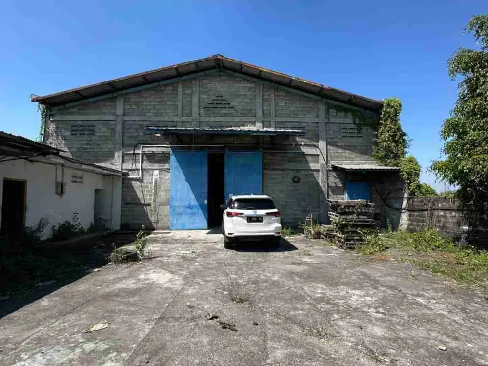 Turun Harga hanya 3 jutaan per meter Gudang Nol Jalan Ex. Pabrik di Legundi Driyorejo Gresik Urug 2 meter kontainer 40 ft