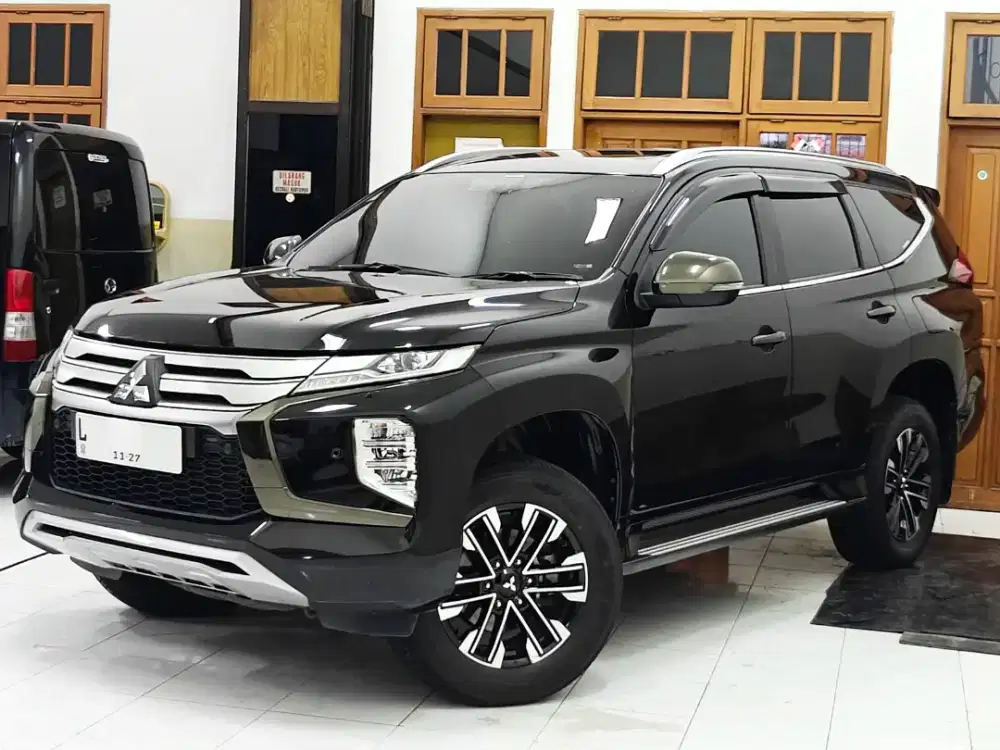 Full Variasi Pajero Dakar 2022 E4 Improve Diesel Automatic 4x2 AT 2023