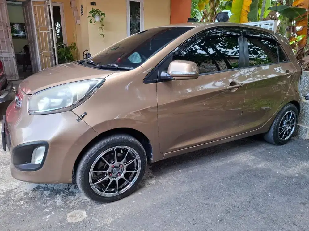 JUAL MOBIL MAU GANTI MOBIL BARU