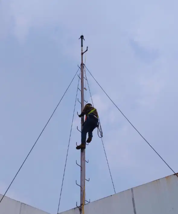 Jasa Pasang Penangkal Petir Rumah & Gedung • Bergaransi Resmi sidoarjo