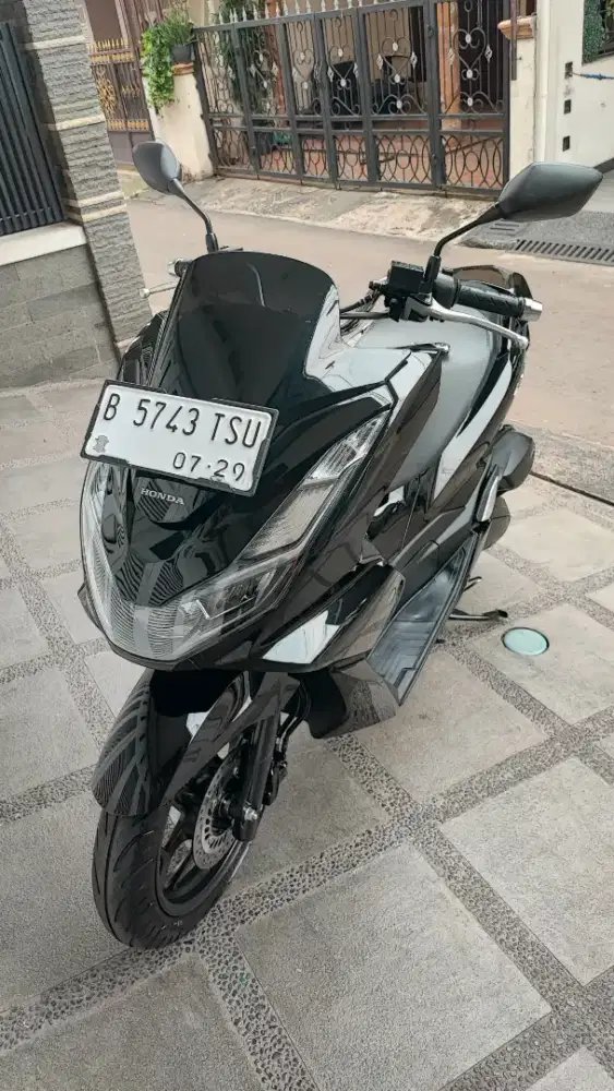 PCX 160 2024 KONDISI SEPERTI BARU MULUS GRESS NO MINES