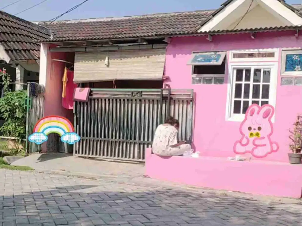 Dijual Cepat Rumah Pink Siap Huni Dekat Stasiun Tenjo