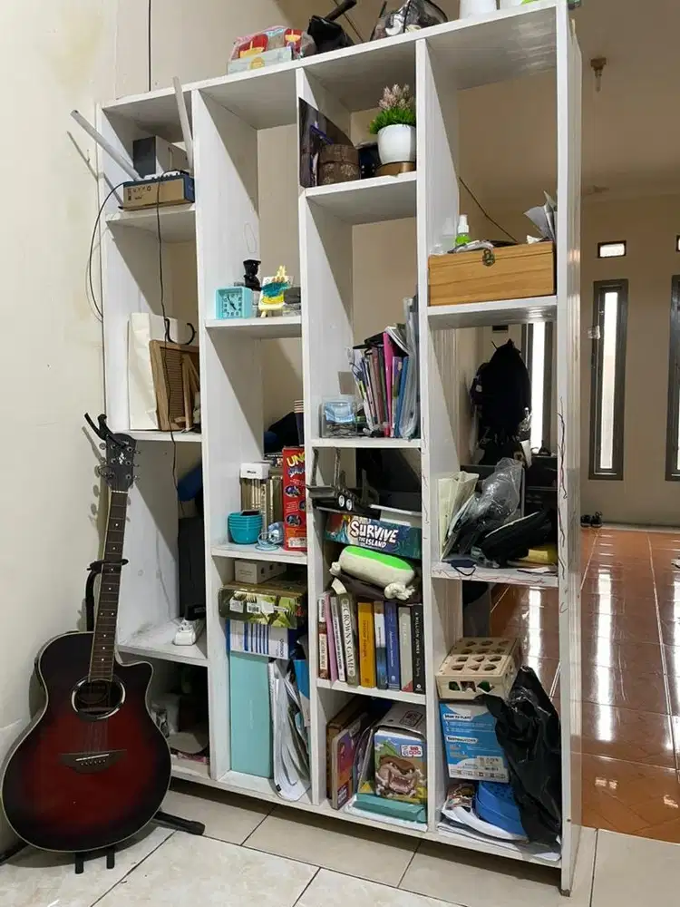 Rak Kayu (Rak Buku Sekat/Pembatas)