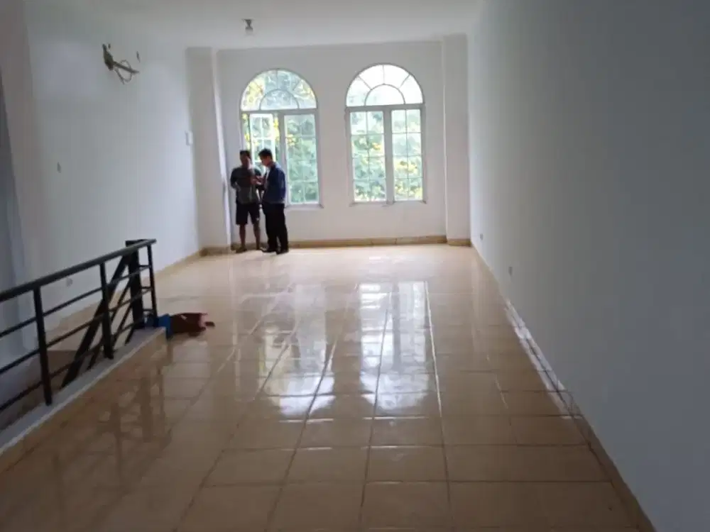 Disewakan Ruko Bolsena