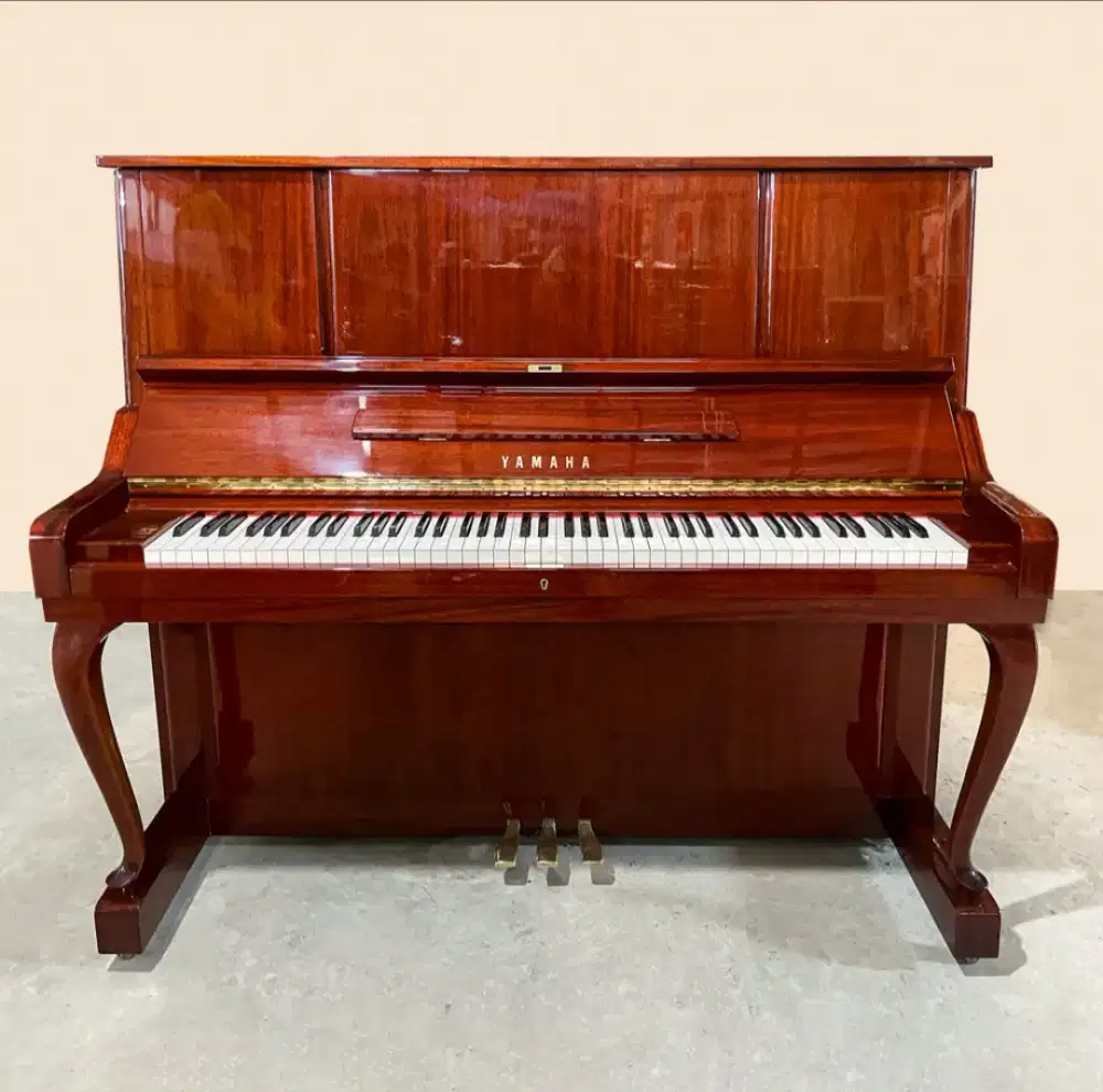 Yamaha piano W106BM kaki lengkung gold plate