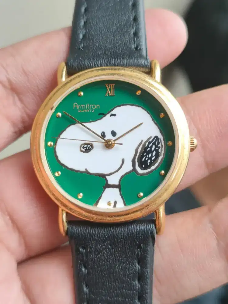 Jam tangan ARMITRON SNOOPY
SPECIAL EDITION RARE ITEM ORIGINAL