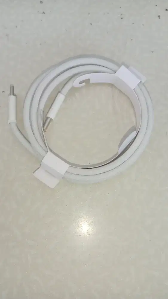 Kabel iphone 15,16,17 pro second
