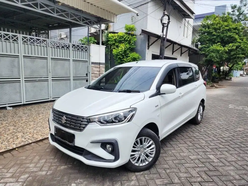 SUZUKI ERTIGA GL.2021 PUTIH MATIC