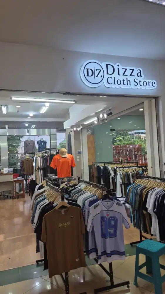 Dibutuhkan karyawan / ti toko distro