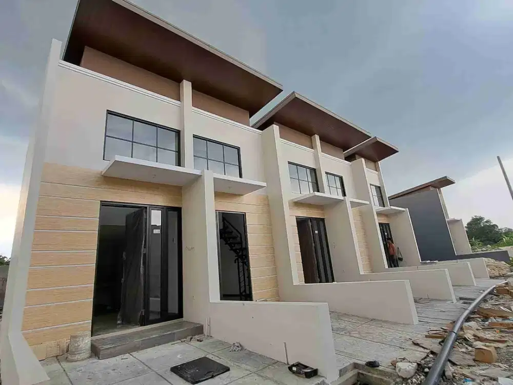 DIJUAL MUYRAH RUMAH BARU MODERN MINIMALIS LOK SURABAYA