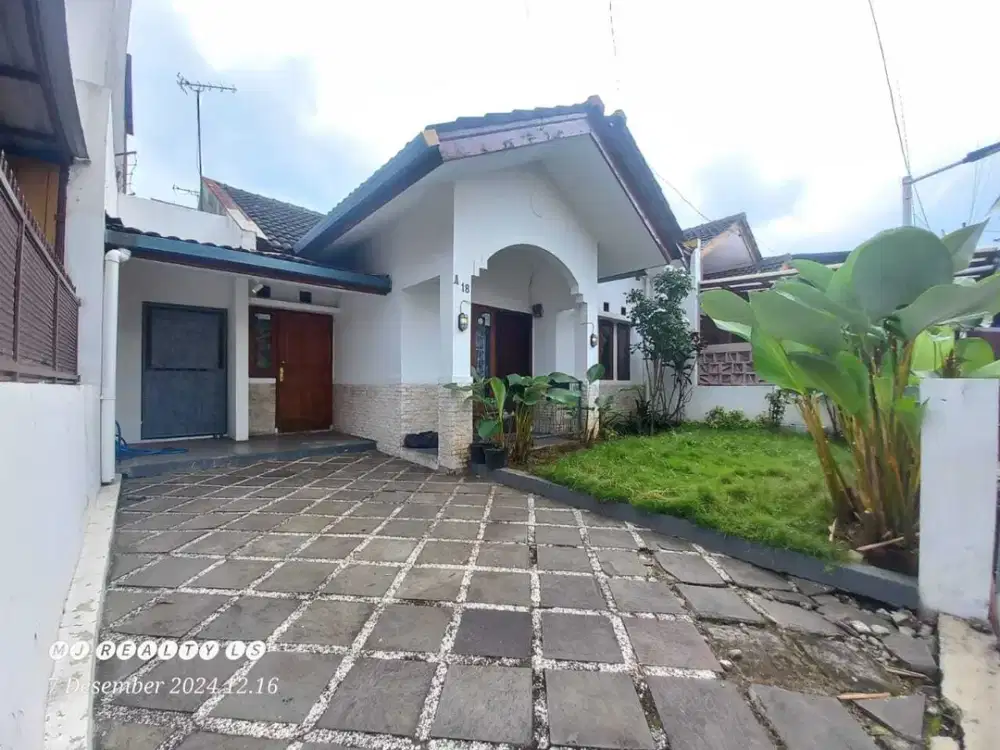Dijual Rumah MURAH SHM Siap Huni Kmplk Antapani dkt Arcamanik Bandung