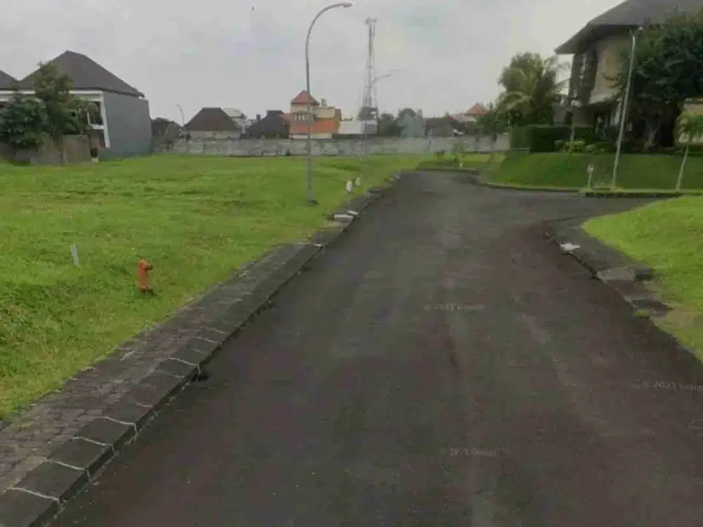 Lahan Langka plot kecil teras ayung lingkungan elit SHM strategis