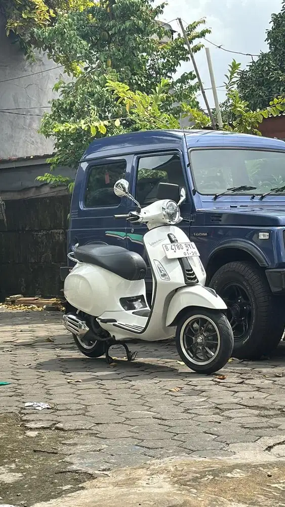 Vespa primavera 2019 l get abs